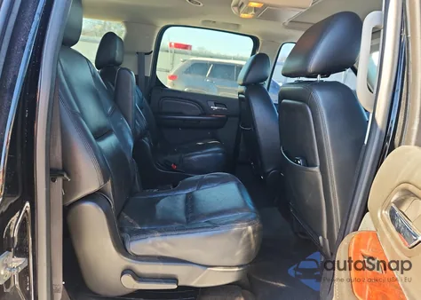 2013 Cadillac Escalade Esv Luxury z USA, uszkodzony, nr VIN 1GYS4HEF6DR282410